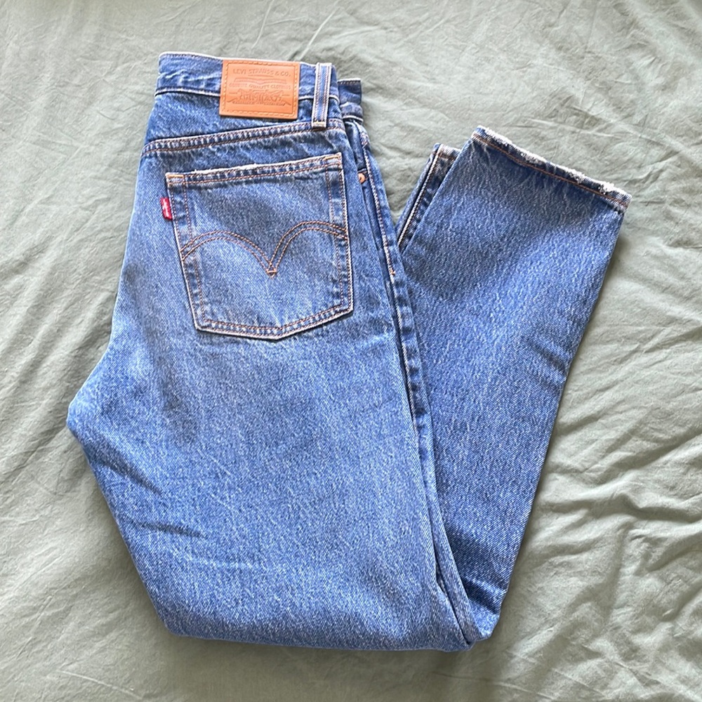 Levi’s Wedgie Size 26 x 26